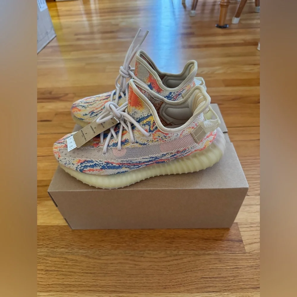 Adidas Yeezy Boost 350 V2